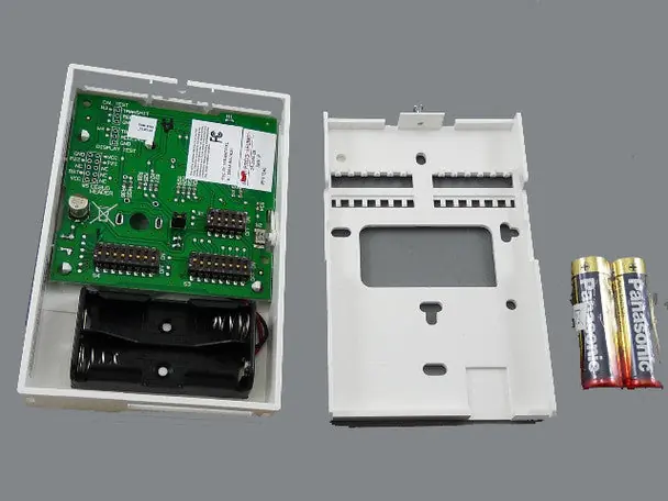 Johnson Controls FX-WRZTTR00-0 Temperature Sensor Wireless Room with Manual Occupancy Override Button