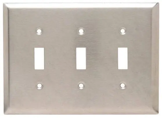 Pass & Seymour SSJ3 Wall Plate Power 3G Toggle Switch Junior Jumbo