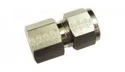 TYLOK B-4-DFC-4 Brass 1/4 CBC Tube x 1/4 FNPT Straight